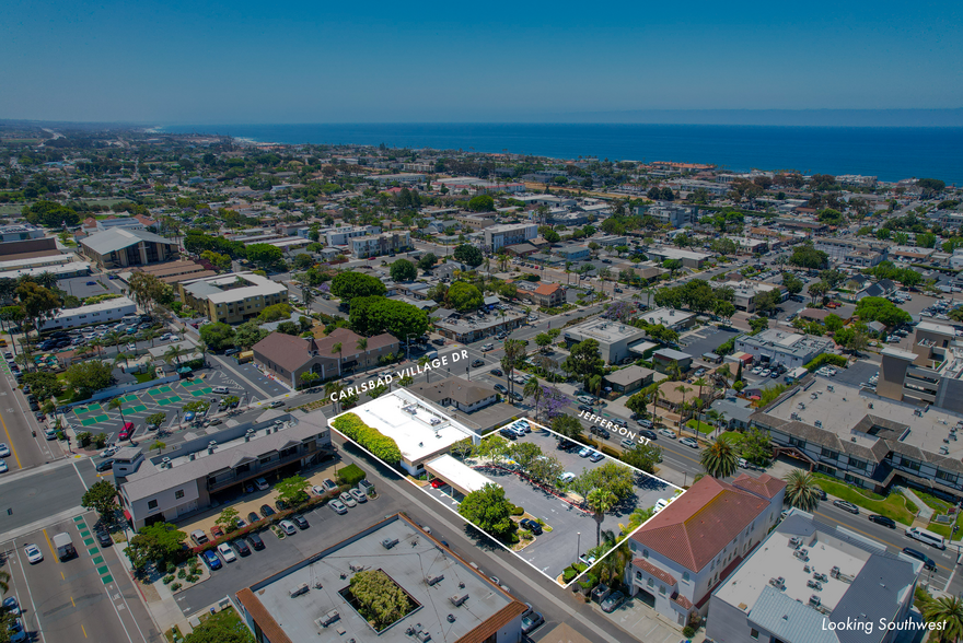 840 Carlsbad Village Dr, Carlsbad, CA for lease - Aerial - Image 3 of 4