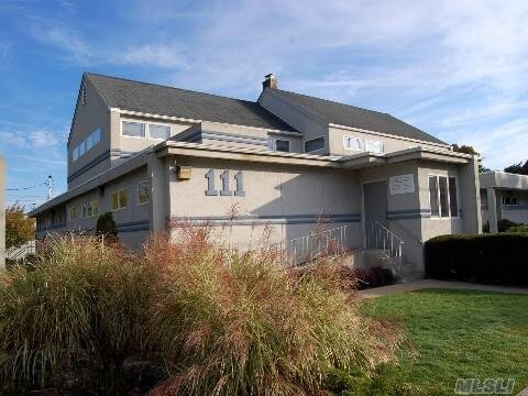 111 Carleton Ave, Islip Terrace, NY for sale Building Photo- Image 1 of 1