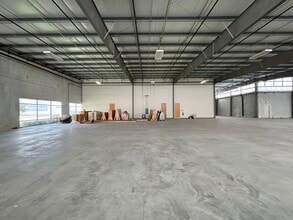 15330 Vantage Pky W, Houston, TX for lease Interior Photo- Image 2 of 9