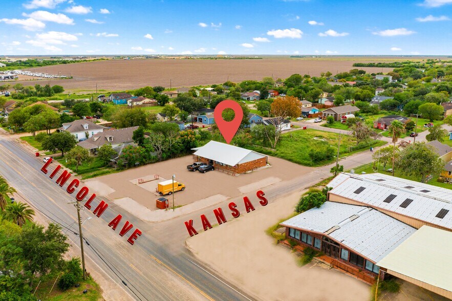 701 Lincoln Ave, Robstown, TX for sale - Building Photo - Image 3 of 24