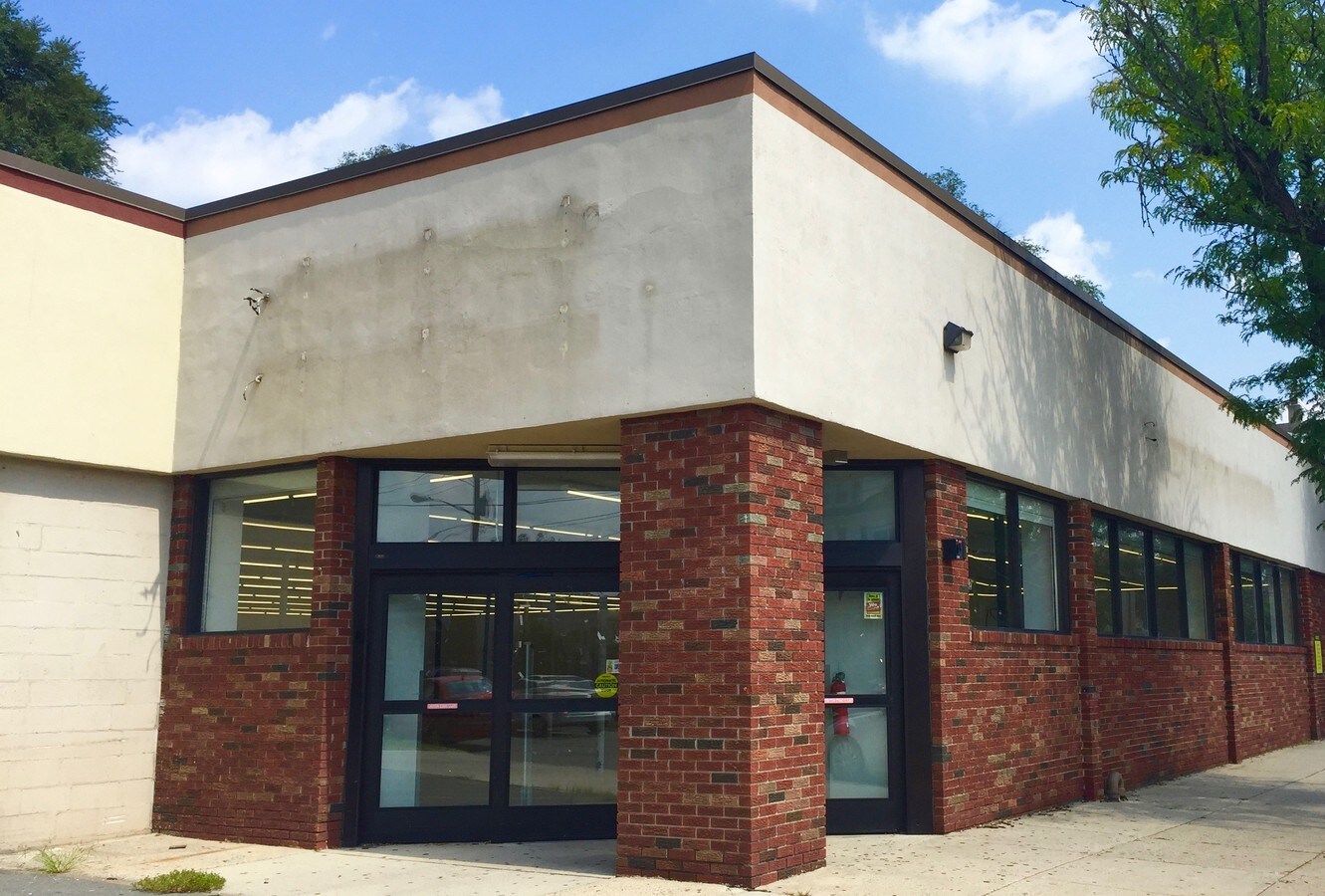 12421250 Hamilton Ave, Trenton, NJ 08629 Property Record