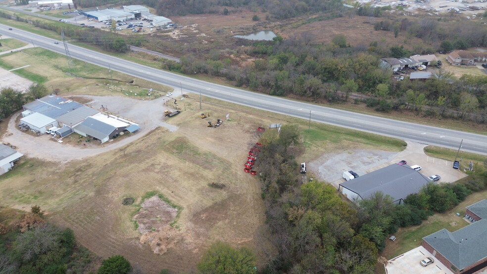 10787 E HWY 51st, Coweta, OK for sale - Building Photo - Image 2 of 13