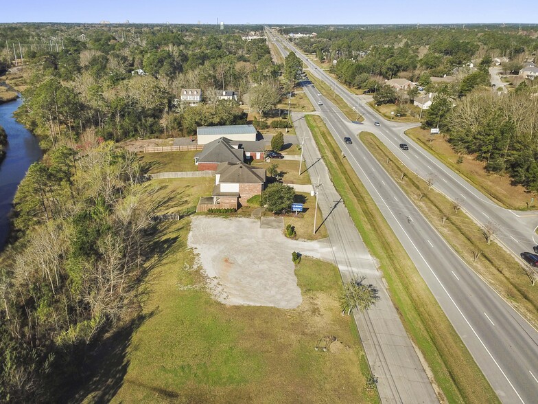 4208 Bienville Blvd, Ocean Springs, MS for sale - Building Photo - Image 3 of 42