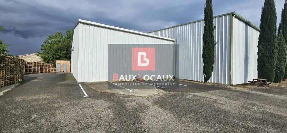 Industrial in Monteux for lease - Building Photo - Image 3 of 12