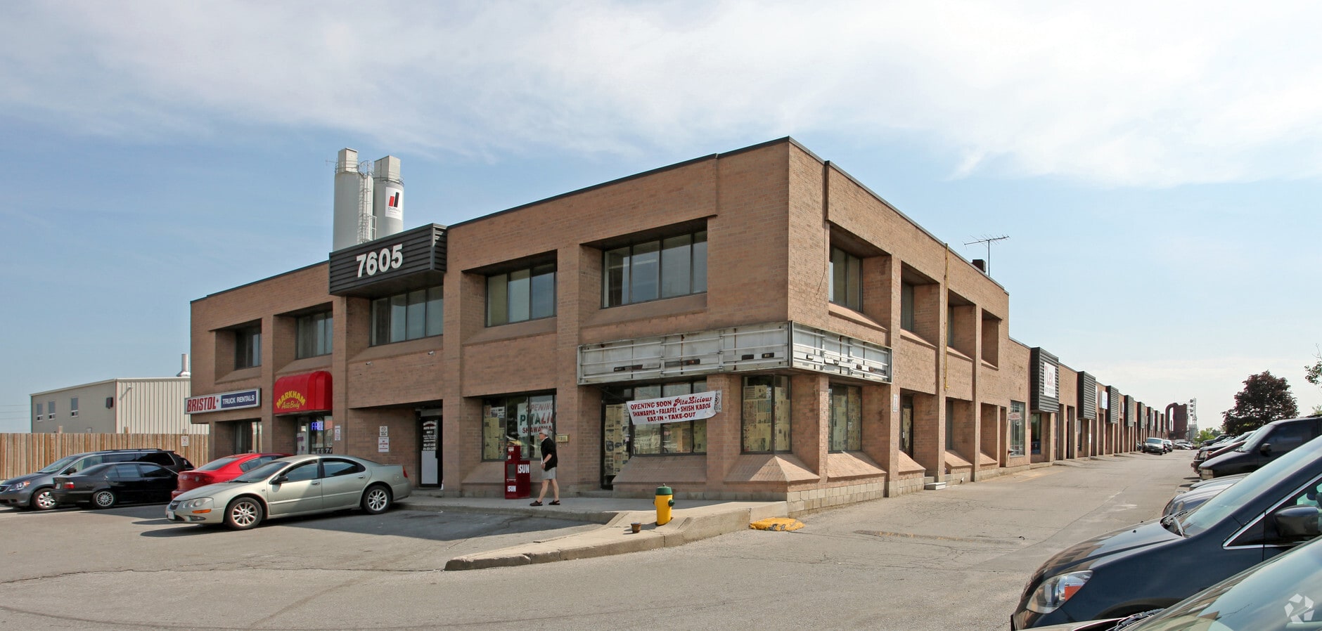 7605 Woodbine Ave, Markham, ON L3R 5V3