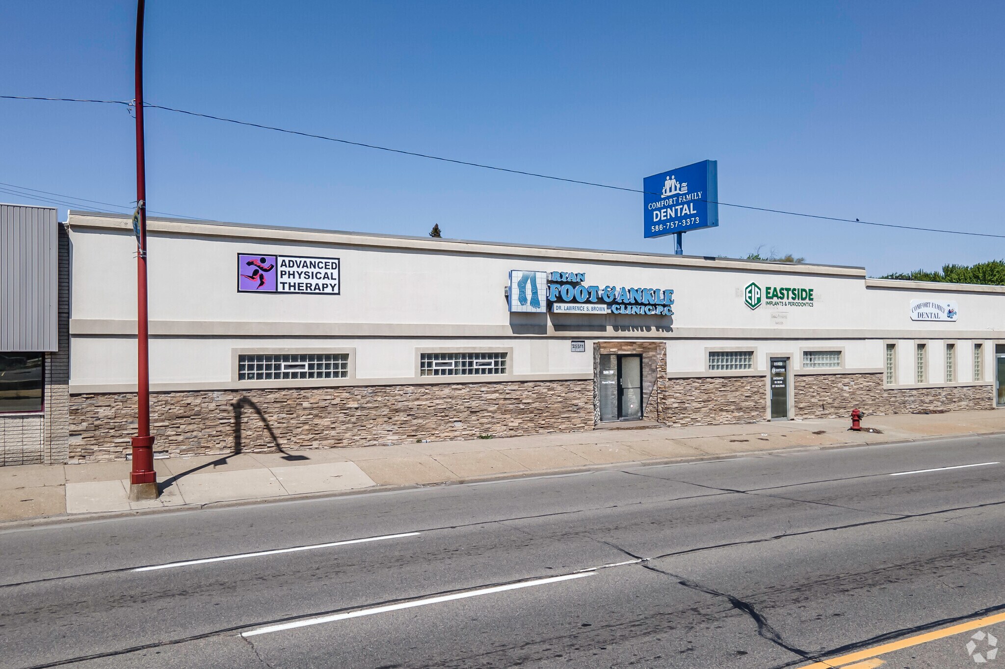 25511 Van Dyke Ave, Center Line, MI for sale Primary Photo- Image 1 of 1