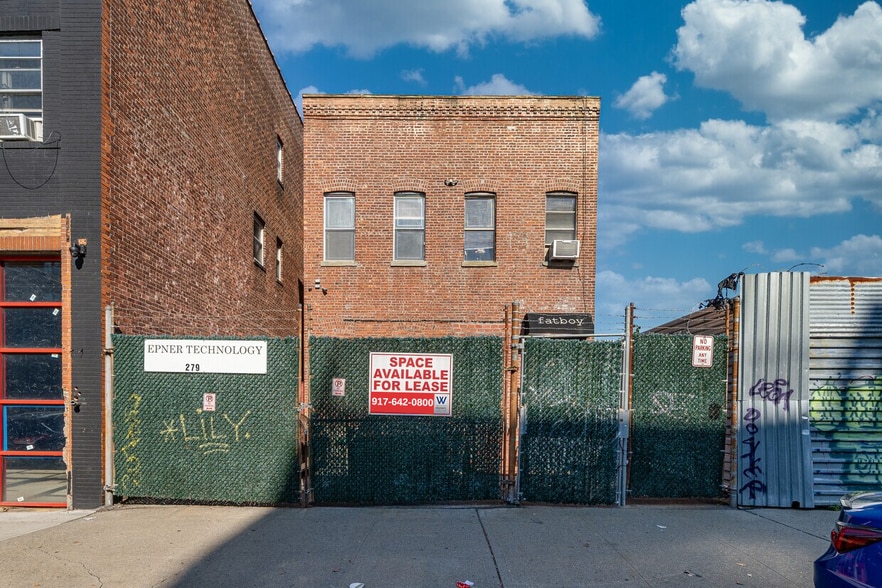 279 Frost St, Brooklyn, NY for lease - Building Photo - Image 1 of 28