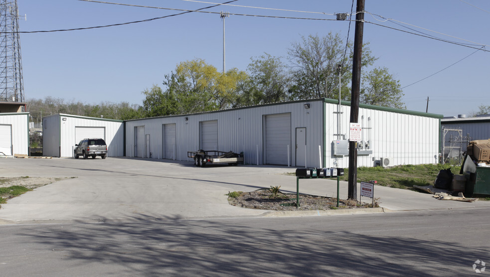 7800 Danz Blvd, Austin, TX for lease - Building Photo - Image 3 of 7