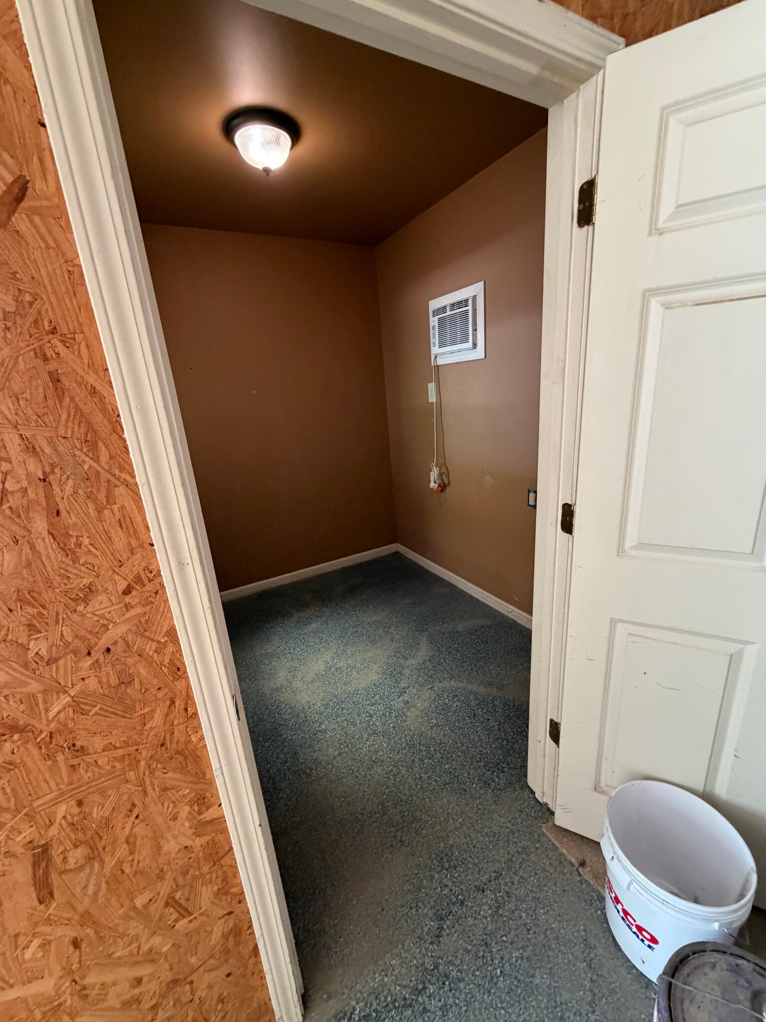 84 Hickory Springs Ind Dr, Canton, GA for lease Interior Photo- Image 1 of 6