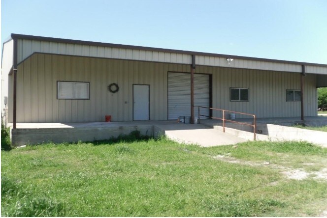 13332 W Fm 744, Barry, TX for sale - Primary Photo - Image 1 of 1