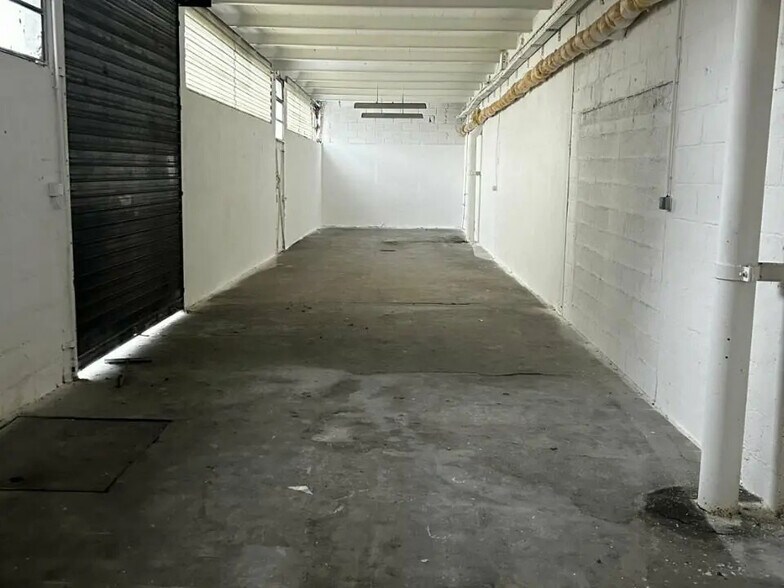 Flex in BRIVE-LA-GAILLARDE for lease - Interior Photo - Image 1 of 2