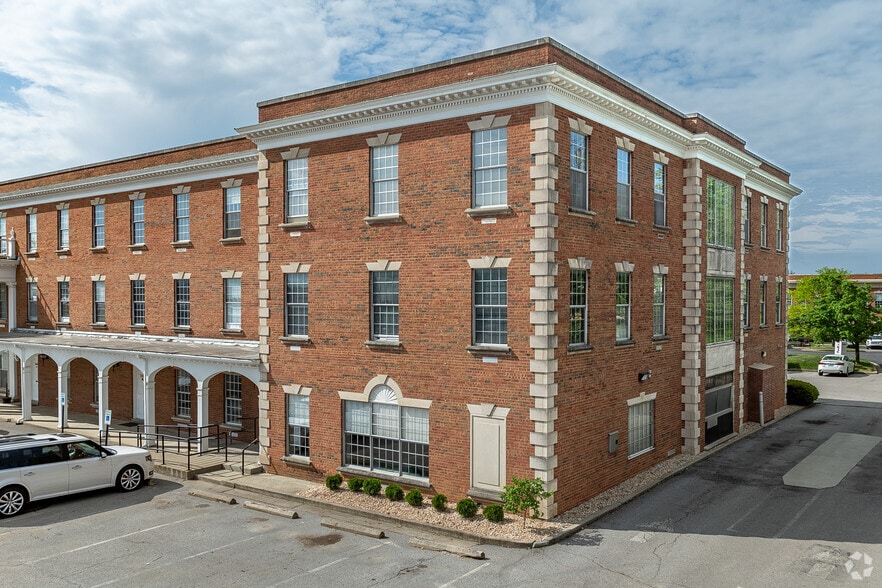 1500 Leestown Rd, Lexington, KY for lease - Building Photo - Image 3 of 19