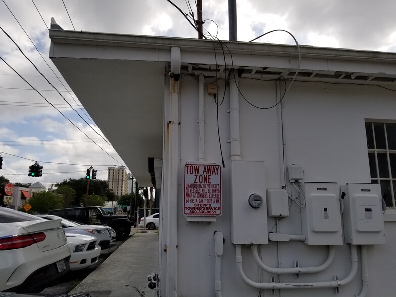 2701 S Macdill Ave, Tampa, FL for lease - Building Photo - Image 3 of 4