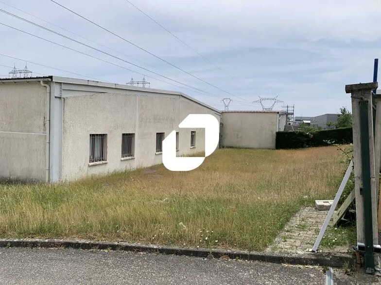 2 Rue Louis Renault, Jonage for lease - Building Photo - Image 2 of 23