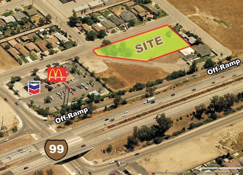 210 10th St, Fowler, CA 93625 Highway 99 & 10th Street