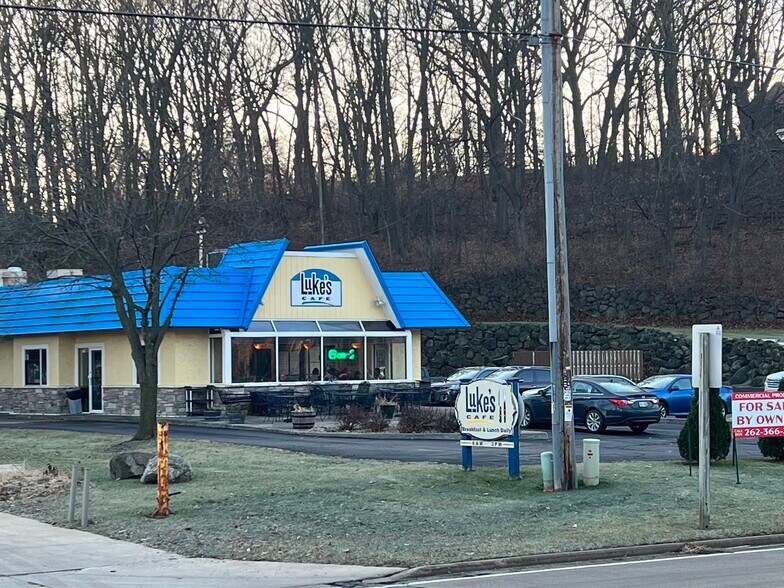 6115 US Highway 51, McFarland, WI 53558 Retail for Sale