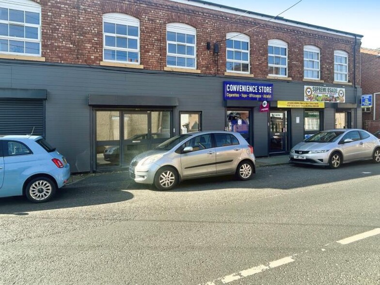 100 Lord St, Leigh for lease - Building Photo - Image 1 of 1