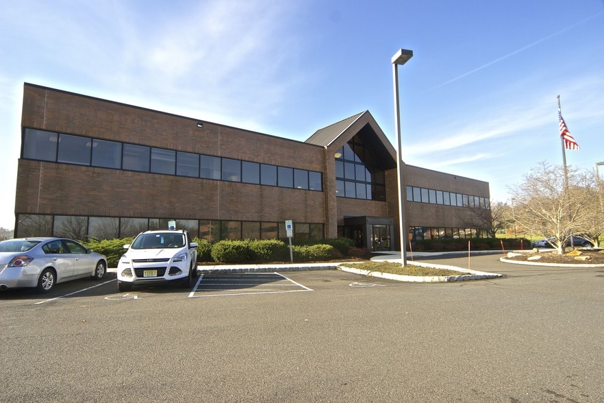 1395 Yardville Hamilton Square Rd, Hamilton, NJ for lease - Building Photo - Image 3 of 4