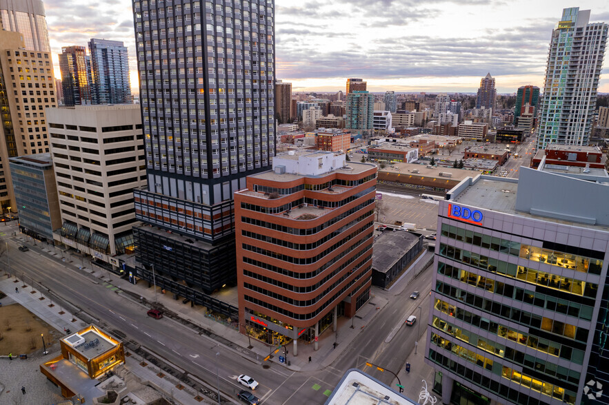 855 8th Ave SW, Calgary, AB for lease - Aerial - Image 3 of 4