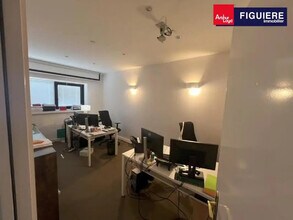 9 Bis Place John Rewald, Aix-en-Provence for lease Building Photo- Image 2 of 3