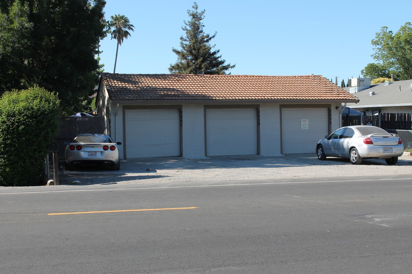 2855 Country Club Blvd, Stockton, CA 95204