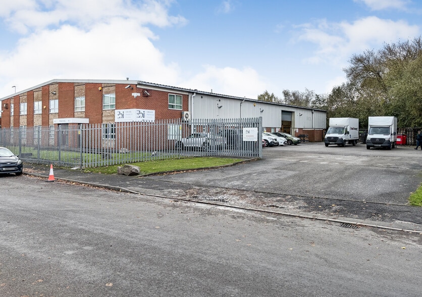 Amber Dr, Nottingham for sale - Primary Photo - Image 1 of 1