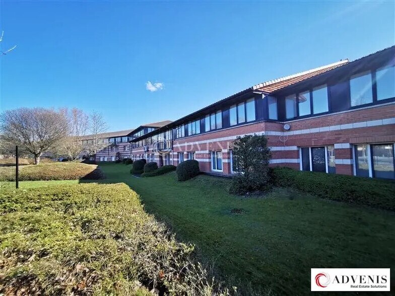 Office in VILLENEUVE-D'ASCQ for lease - Building Photo - Image 1 of 5