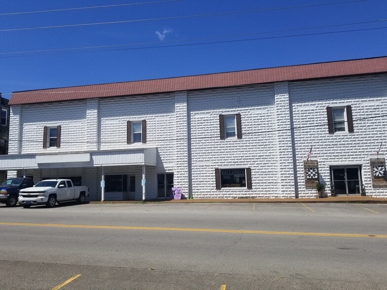 114 N Church St, Waverly, TN for lease - Building Photo - Image 2 of 75