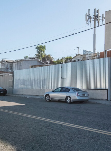 3242 Fowler St, Los Angeles, CA for sale - Building Photo - Image 1 of 26