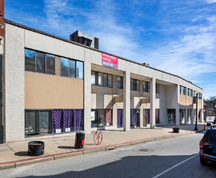 217-235 Main St, Pawtucket, RI for sale - Primary Photo - Image 1 of 1