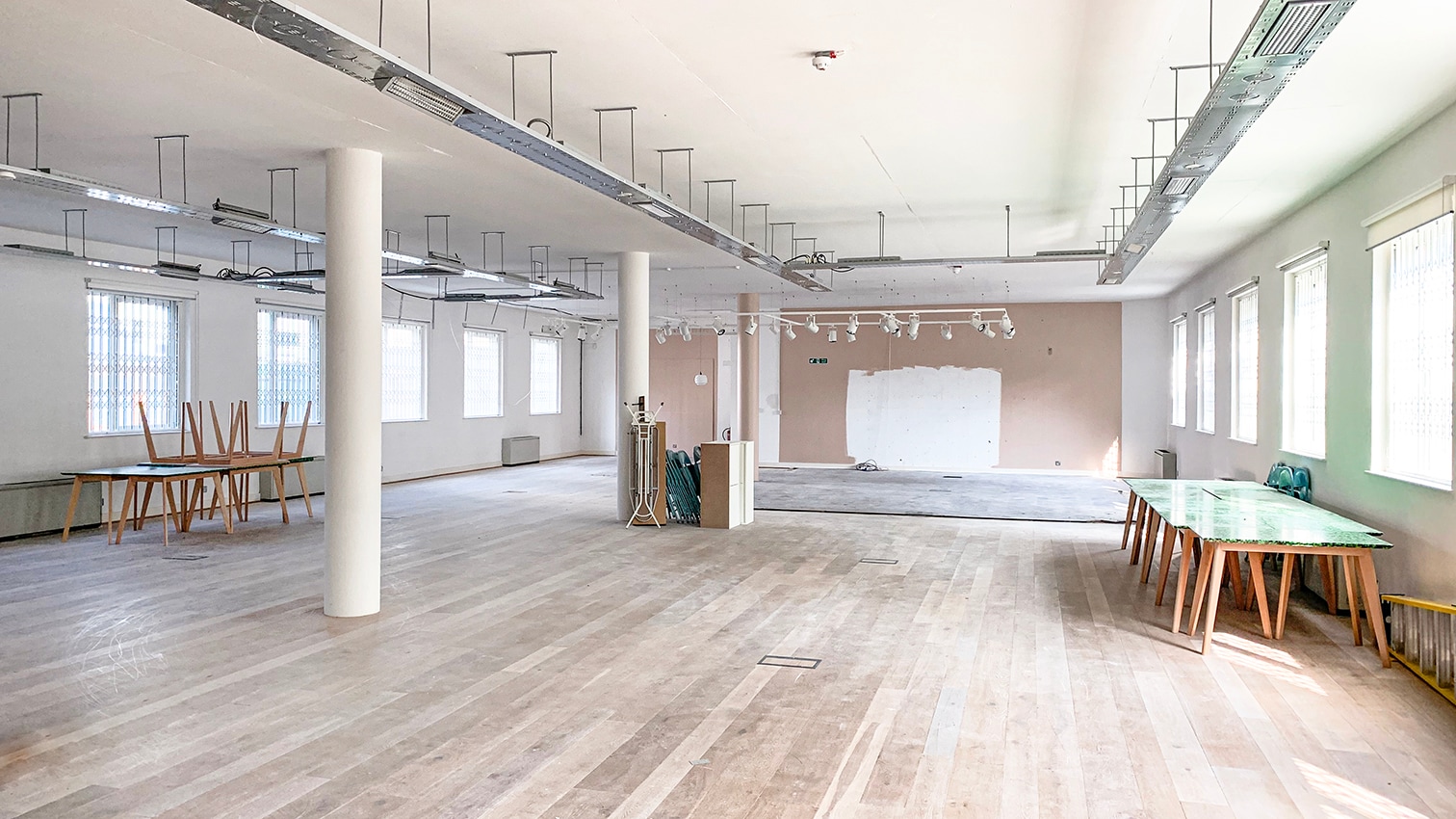 125 Freston Rd, London for sale Interior Photo- Image 1 of 1