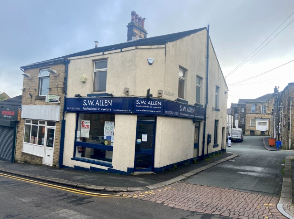 1 Railway St, Brierfield for sale Primary Photo- Image 1 of 1