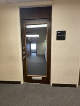 6200 N Hiawatha Ave, Chicago, IL for lease Interior Photo- Image 1 of 3