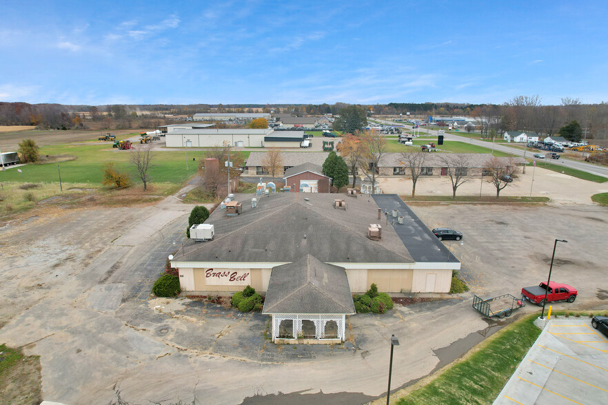 12950 Brady Rd, Chesaning, MI for sale - Building Photo - Image 2 of 8