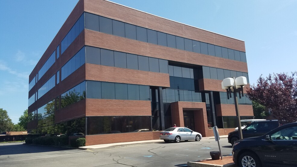 99 Tulip Ave, Floral Park, NY 11001