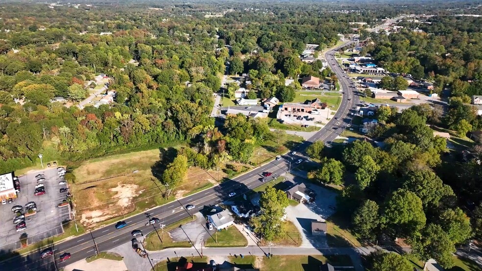 107 Julian Ave, Archdale, NC for sale - Commercial Listing Video - Image 2 of 8