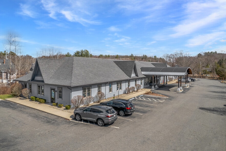 440 E Central St, Franklin, MA for lease - Building Photo - Image 1 of 6