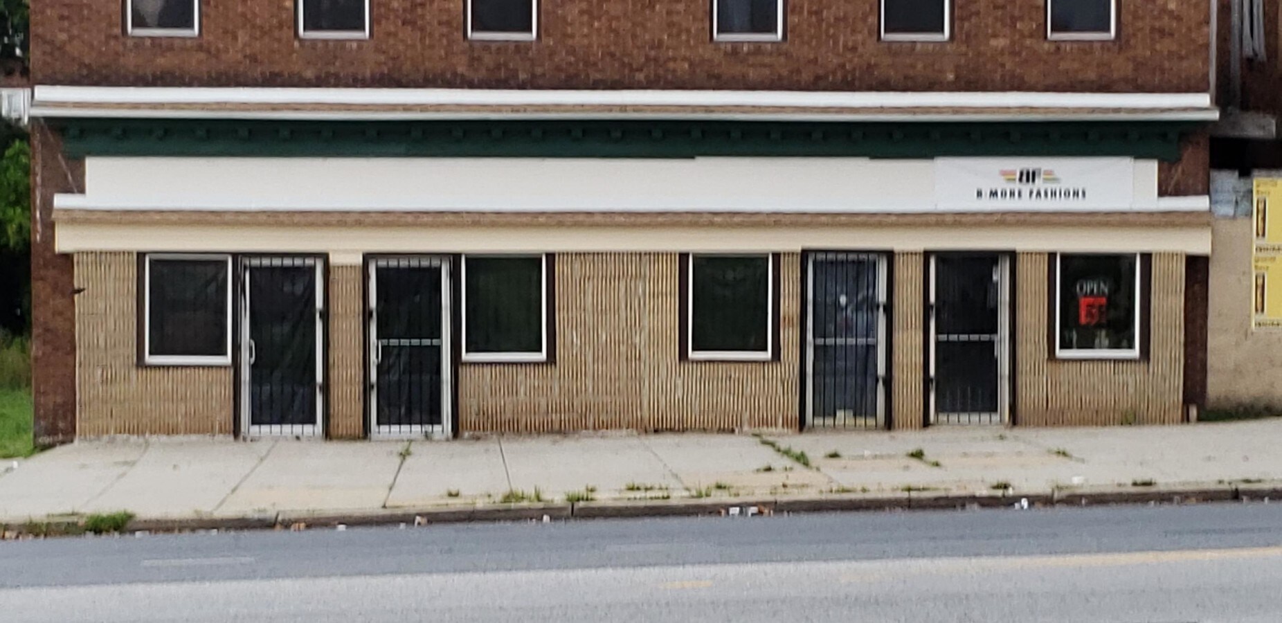 2904 Garrison Blvd, Baltimore, MD 21216