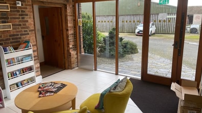 Kings Newnham Ln, Bretford for lease Interior Photo- Image 2 of 2