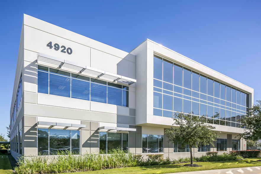 4920 Westway Park Blvd, Houston, TX for lease - Building Photo - Image 1 of 20