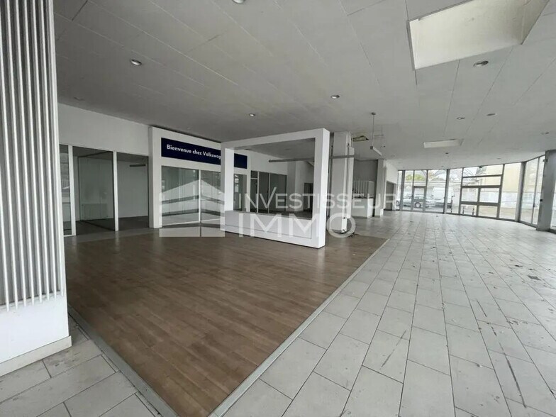 Retail in Aulnay-sous-Bois for lease - Interior Photo - Image 3 of 6