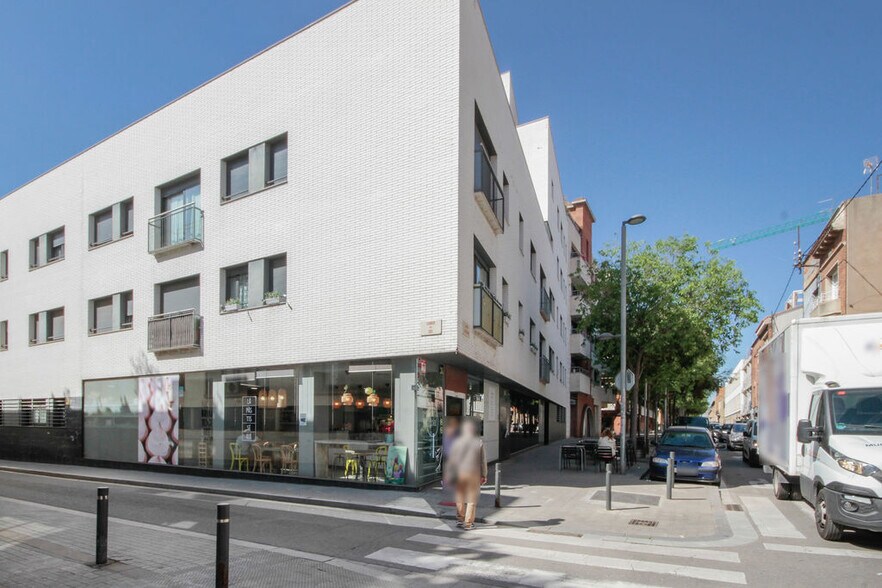Multifamily in Sabadell, Barcelona for sale - Building Photo - Image 2 of 2