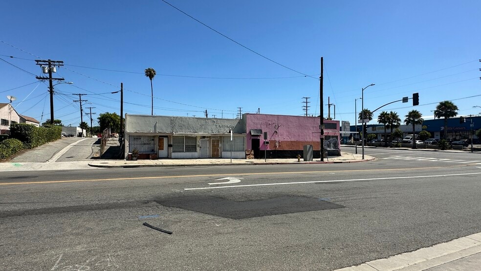 10715 S Western Ave, Los Angeles, CA for lease - Building Photo - Image 2 of 5