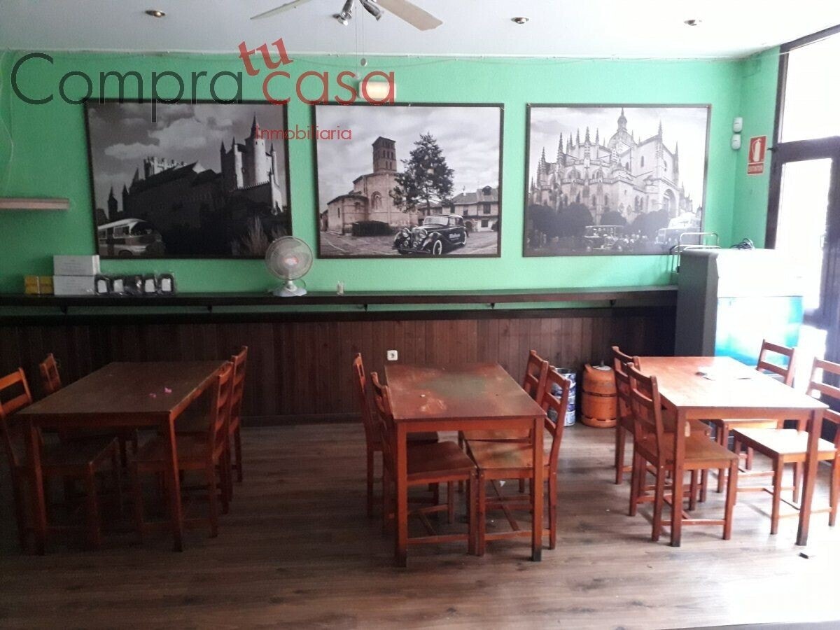 Segovia, SEG 40003 - Unit Puerta 02, Esc. 1 -  - Interior Photo - Image 1 of 3