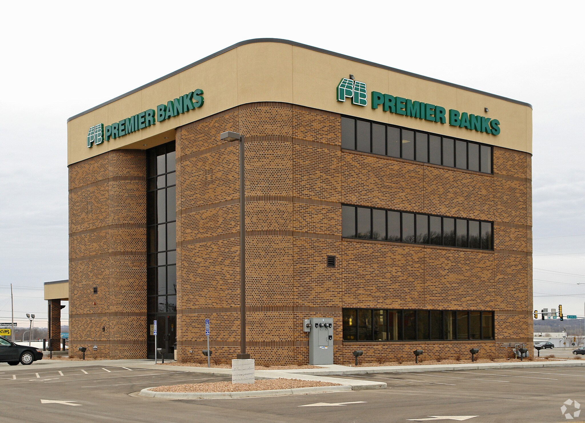 3145 Wellner Dr NE, Rochester, MN for sale Primary Photo- Image 1 of 1