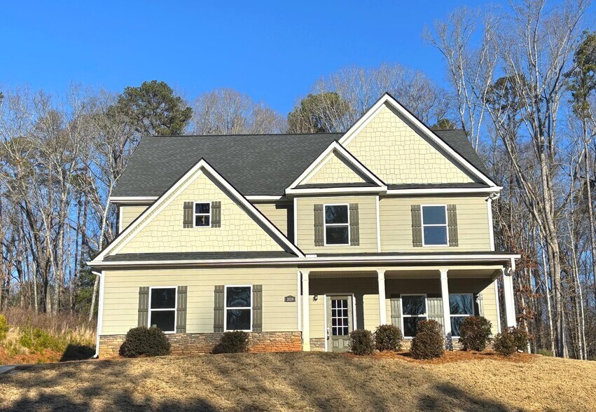 1629 Carriage Ct, Monroe, GA for sale - Primary Photo - Image 1 of 1