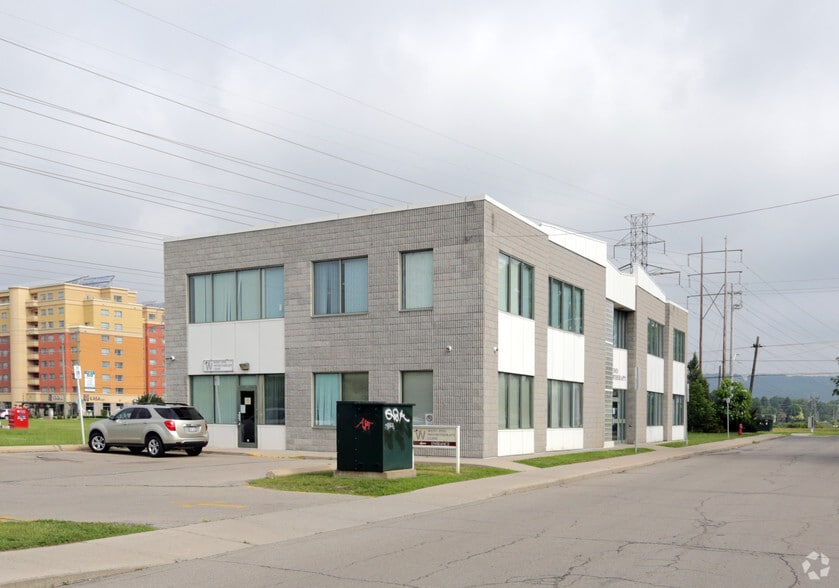 10 Ewen Rd, Hamilton, ON for lease - Building Photo - Image 2 of 3