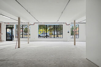 2517 Bull St, Savannah, GA for lease Interior Photo- Image 1 of 6