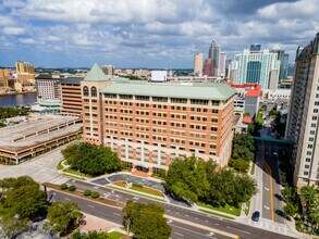 302 Knights Run Ave, Tampa, FL - AERIAL map view