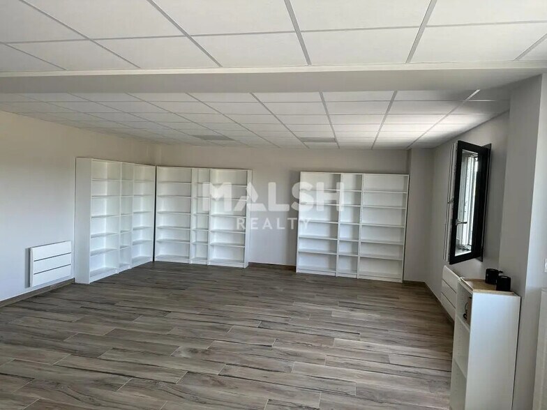 Office in Beauvallon for lease - Interior Photo - Image 3 of 5